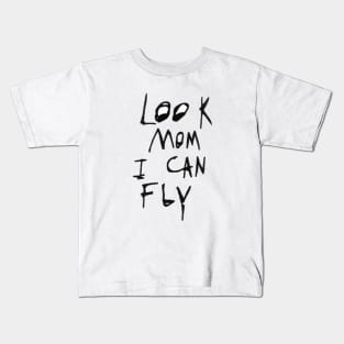I can fly mom Kids T-Shirt